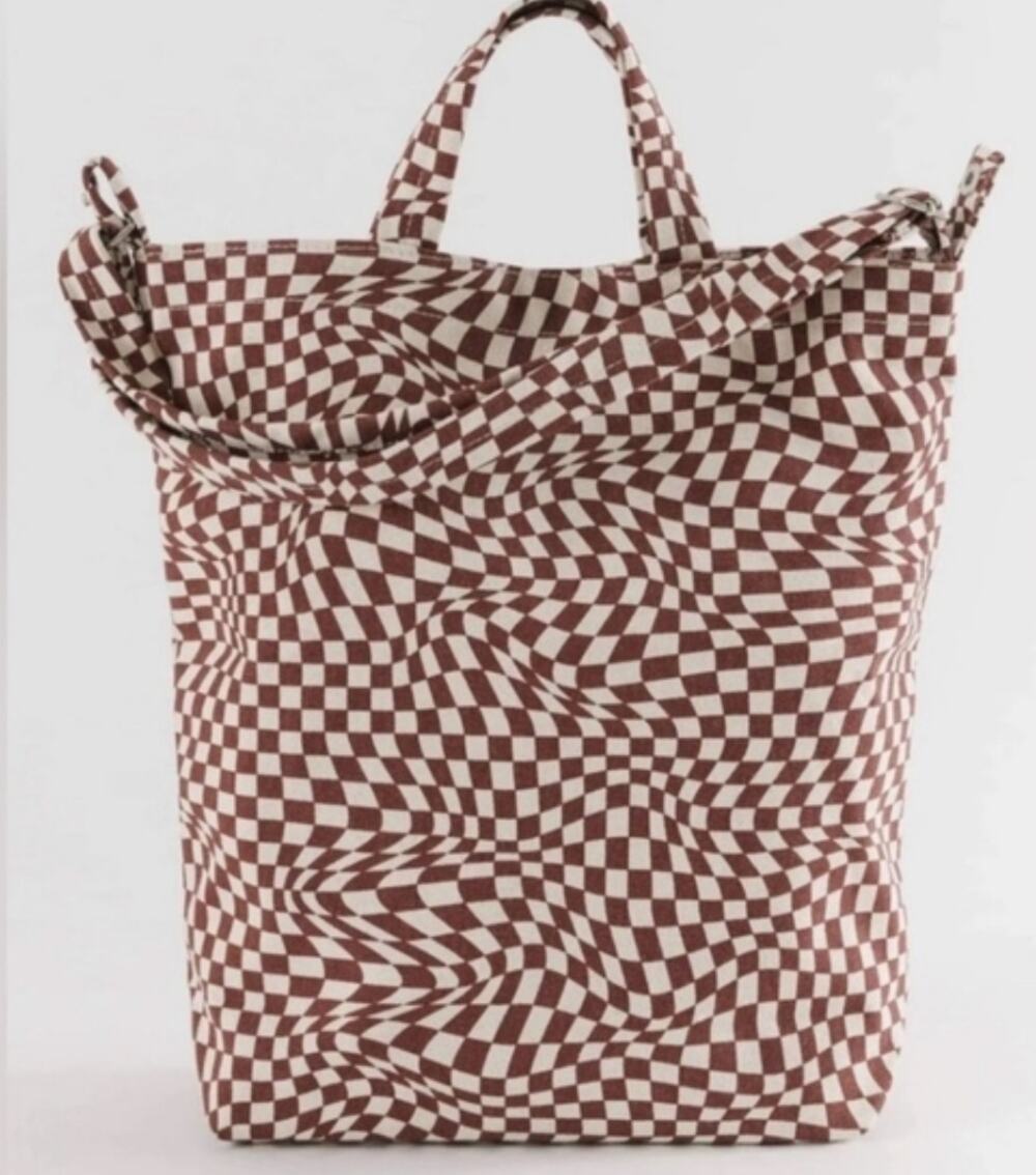 BAGGU Duck Bag Trippy Checker Maroon Ivory Print Wearable Art Modern Collector